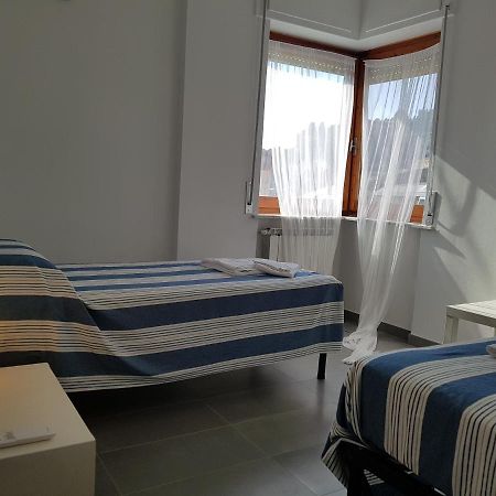 Giobea New Aptm With A/C Monterosso al Mare Bagian luar foto